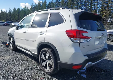 2020 Subaru Forester Touring z USA, uszkodzony, nr VIN JF2SKAXC9LH450634